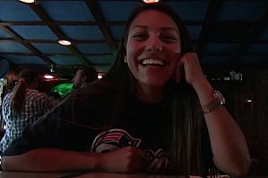 欧美口交真人拳交videos
